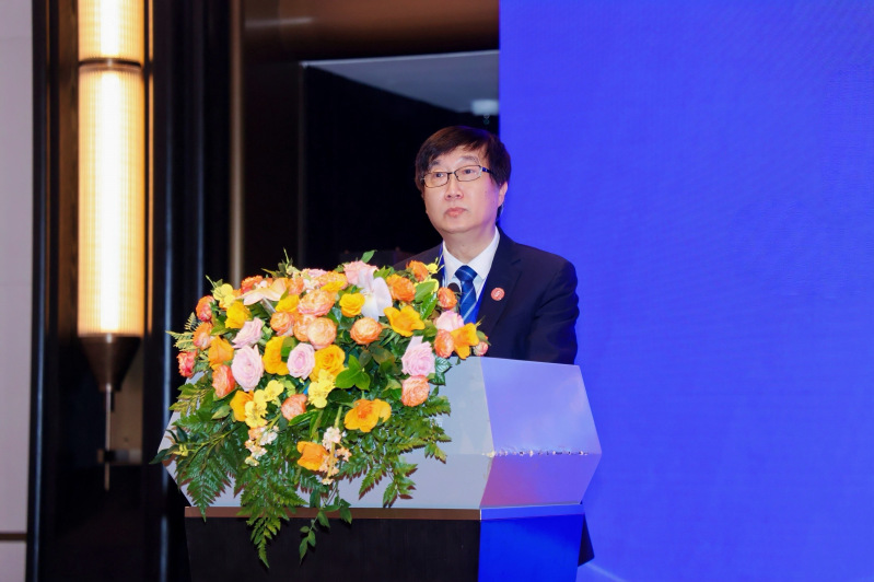 学校党委副书记、院长陈斌受邀主...
